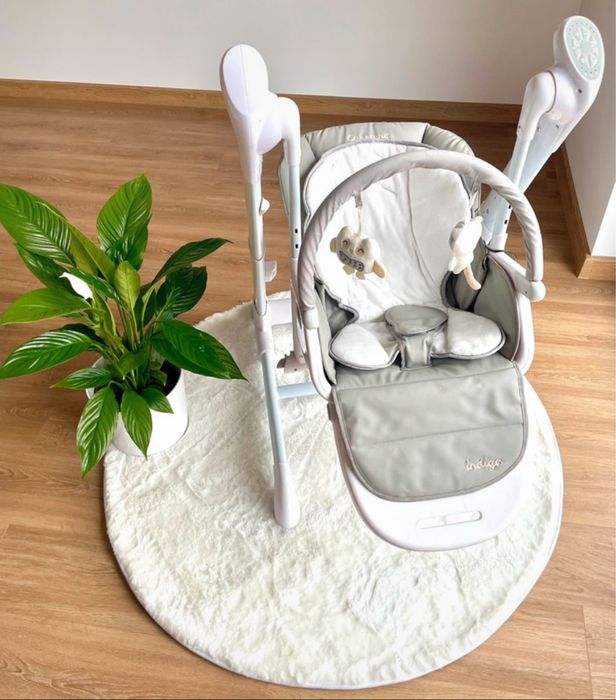 Krzesełko do karmienia huśtawka elektryczna Caretero Indigo 2w1