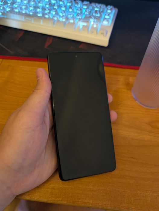 ASUS ROG Phone 8 Pro 16/512GB +

AeroActive Cooler X