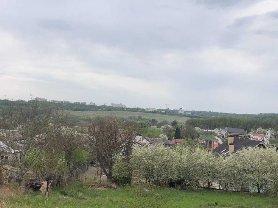 Київська обл, с.Хотів. вул.Незалежності. ділянка 50 сот.Продаж.