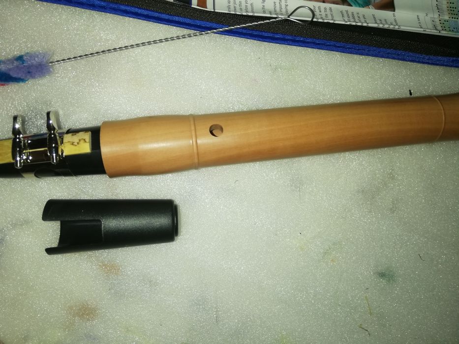 Mini clarinete em madeira