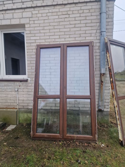 Okno balkonowe pojedyncze