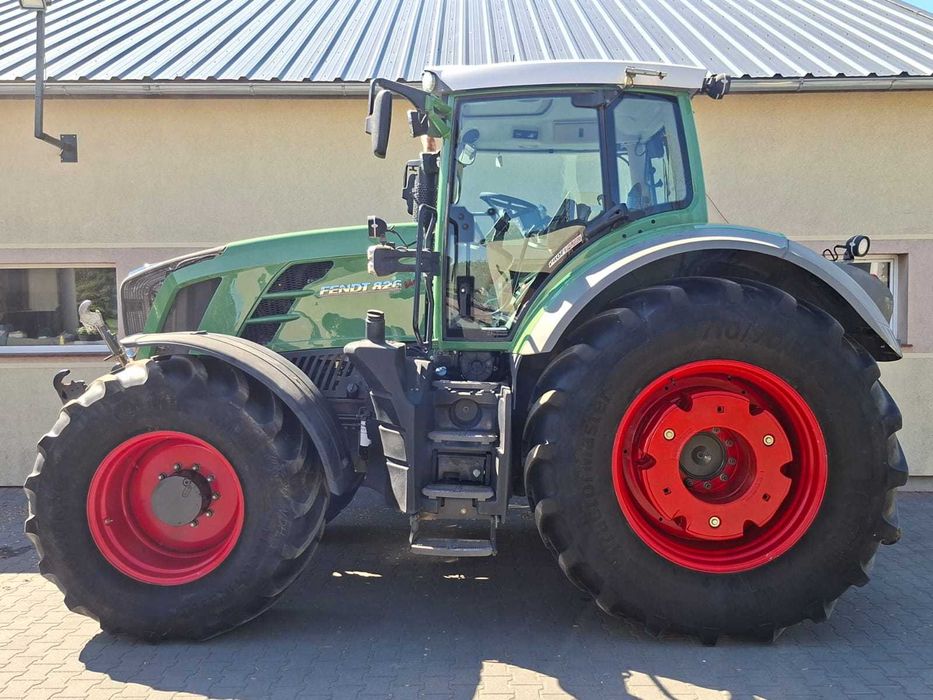 Ciągnik rolniczy Fendt 826 Vario Profi Plus,828,930