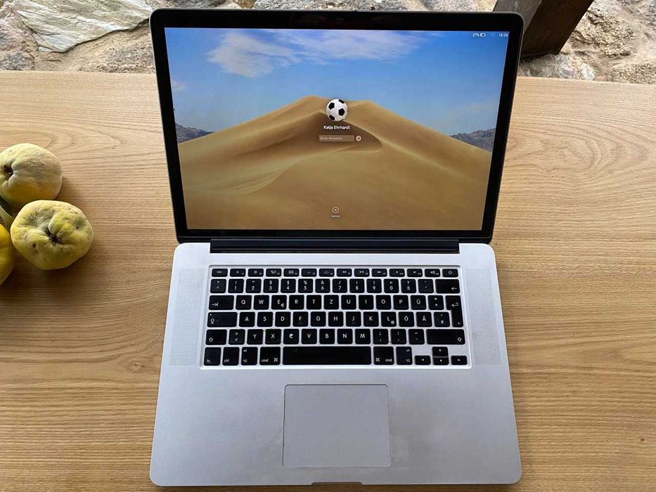 Mac Book Pro, 8GB, 2GHz, 15", 2017, used64550904126593122