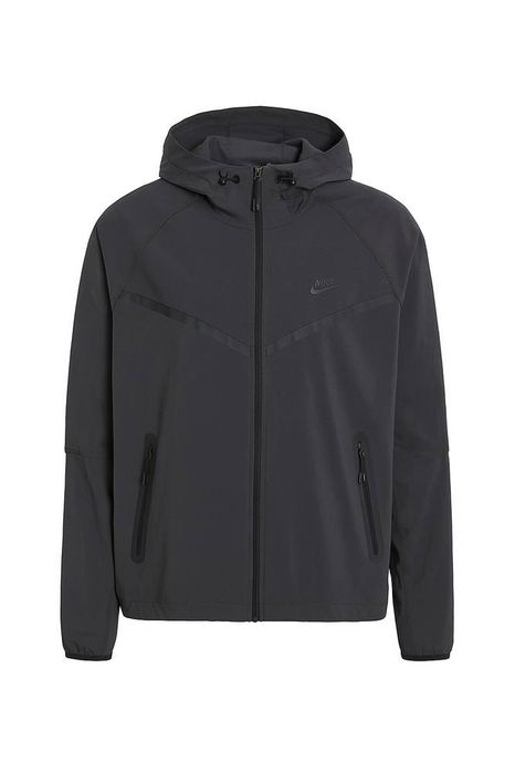 легка куртка Nike tech Woven