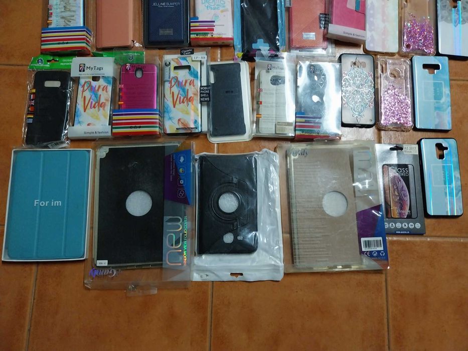 Lot - Mobile Phone and Tablet Cases64741256576643121