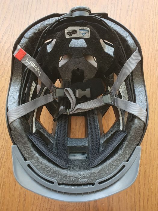 Capacete bicicleta urbano ABUS Hyban Core 1 usado