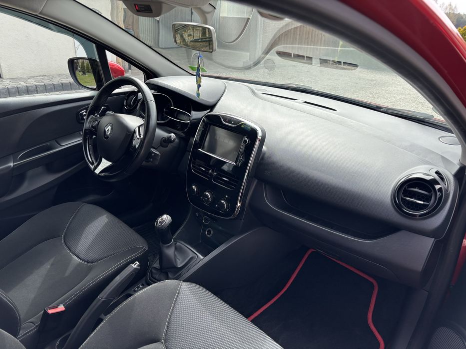 Renault Clio IV 900