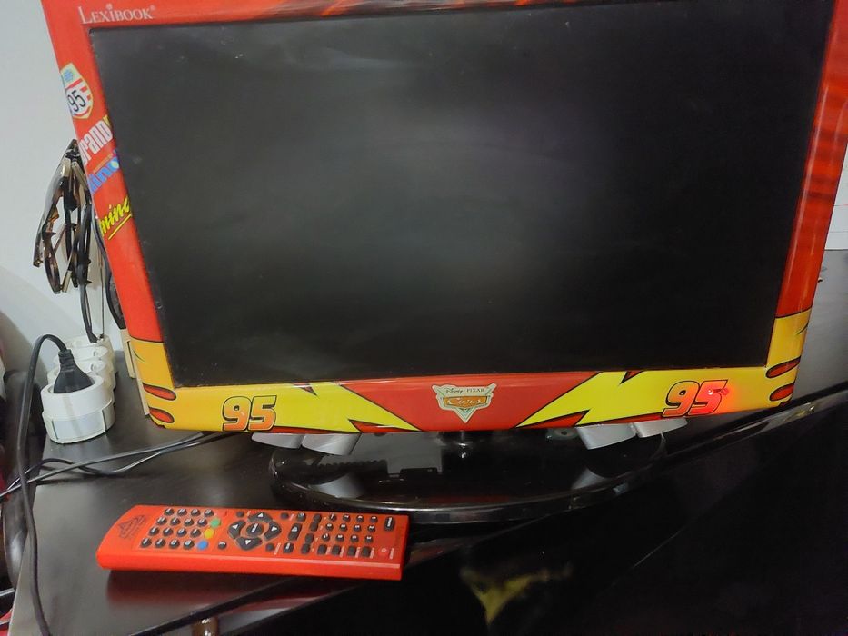 Televisao LCD disney cars