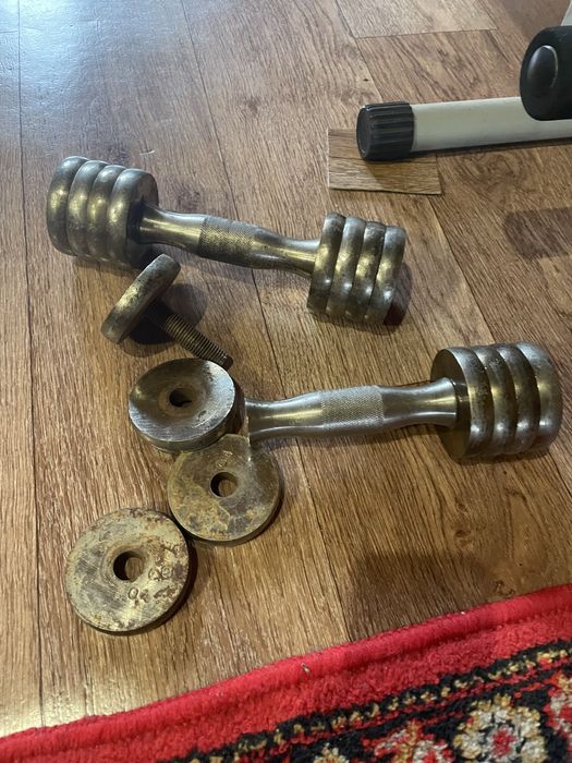 Гантели разборние по 4  кг