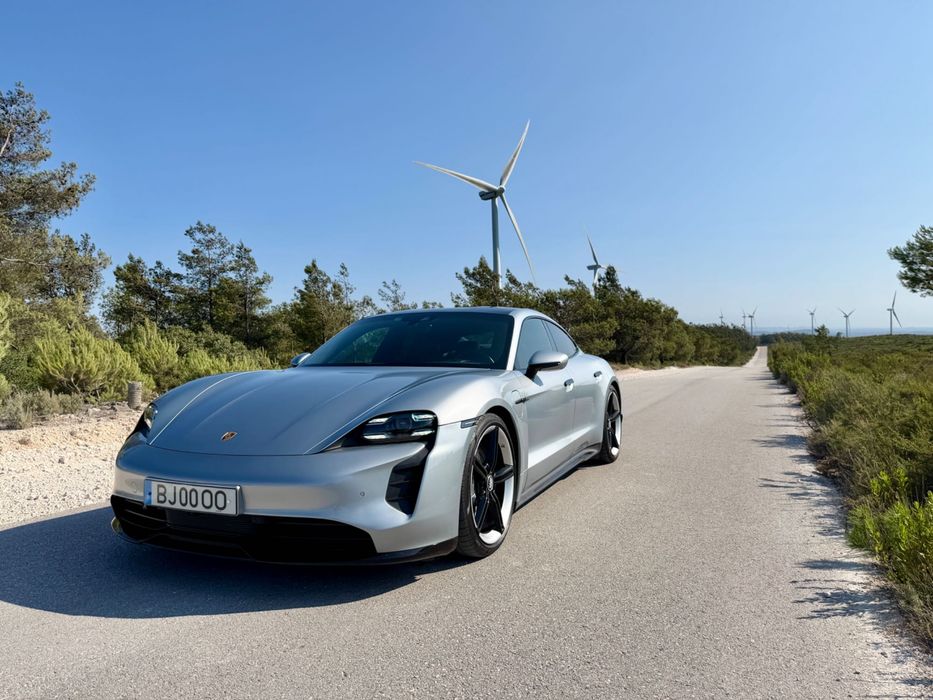 Porsche Taycan 4s_Performance Plus