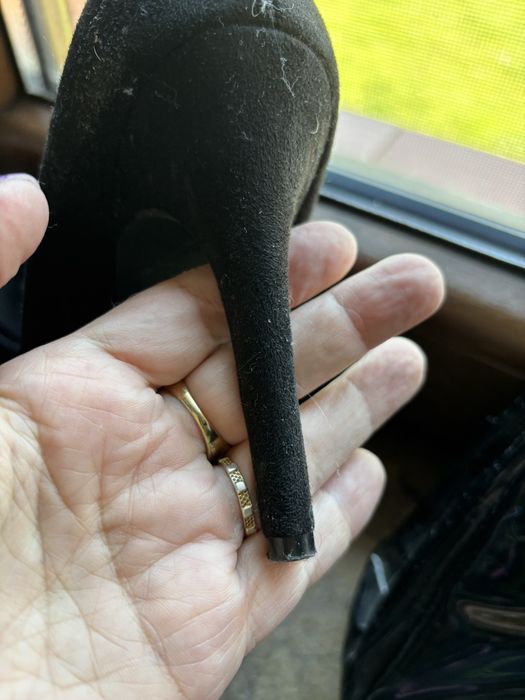 Szpilki i torebka na Swiateczne przyjecia - Ponadczasowy piekny