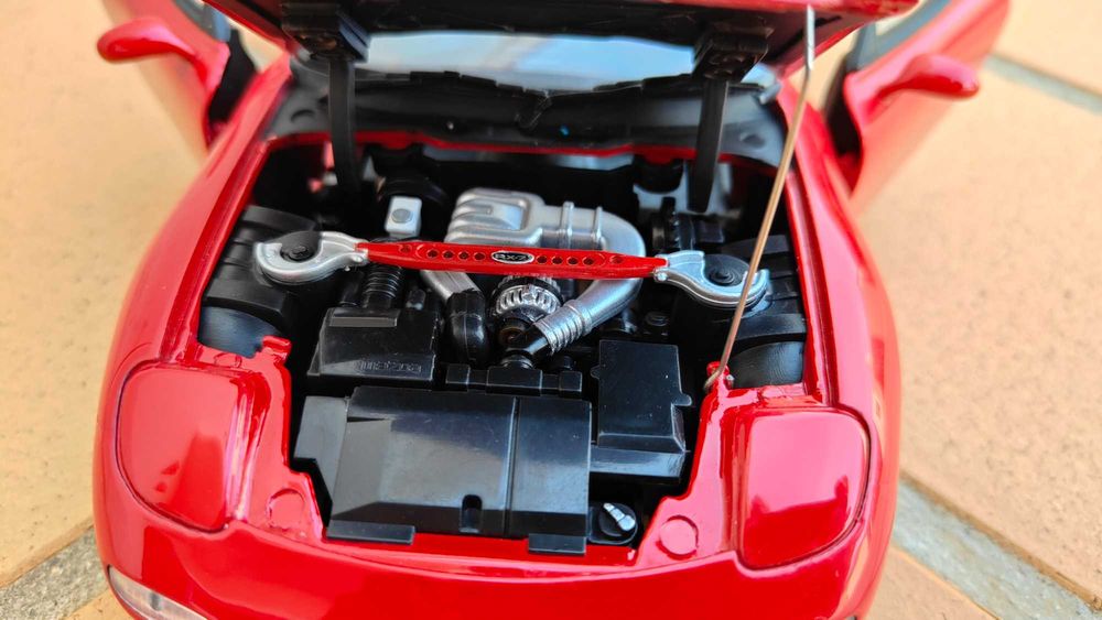 Mazda RX-7 Kyosho 1/18 c/ caixa