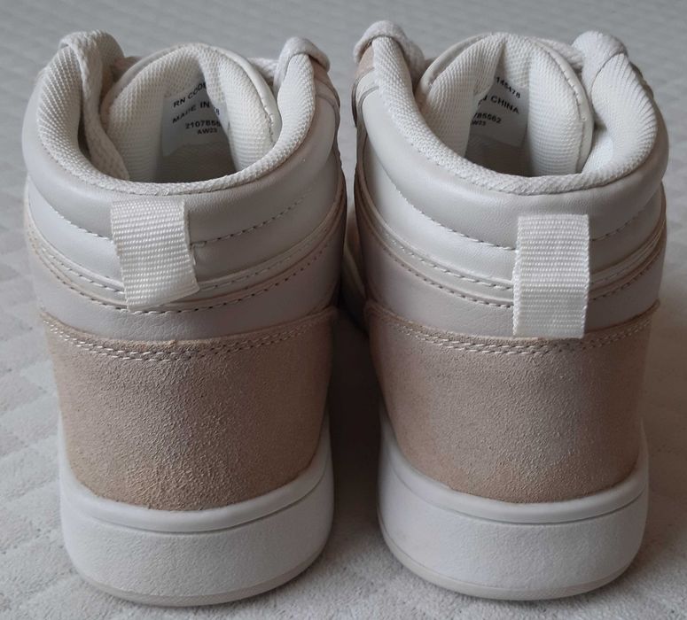 Wysokie sneakersy Primark