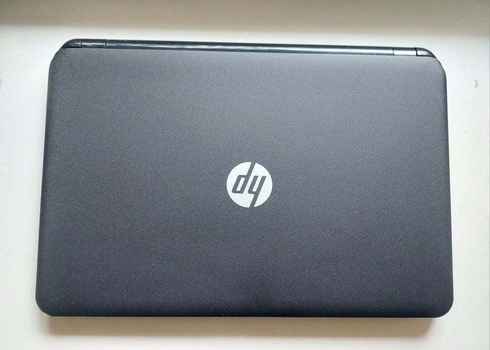 Ноутбук Hp 15.6/4 ядра/8gb/ssd/акб 1.5 години