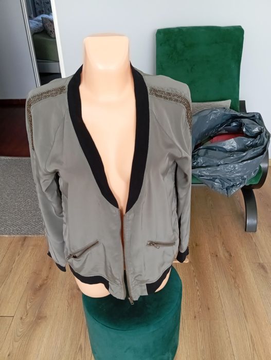 Kurtka wiatrówka damska