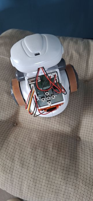 Robot Mio naukowa zabawa