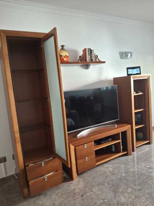 Móvel de Sala Impecável ( Cerejeira )
