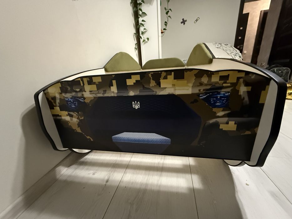 Дитяче ліжко машинка бу