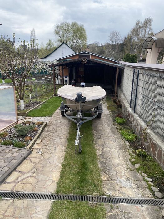 UMS  Tuna 410+лафет+лебідка+ехолот