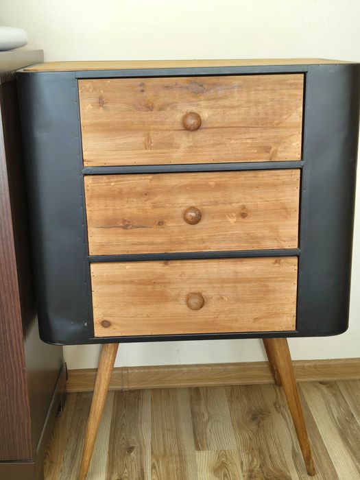 Komoda unikatowa piękna