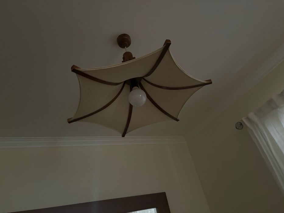 Candeeiro duplo em bom estado