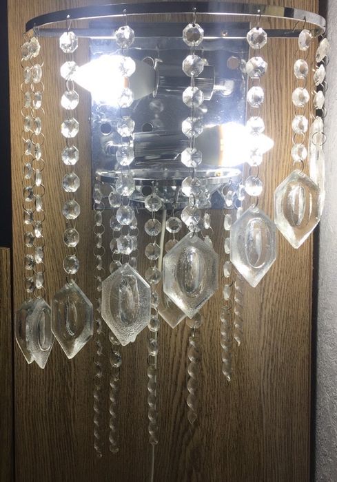 Красиве кришталеве настінне бра