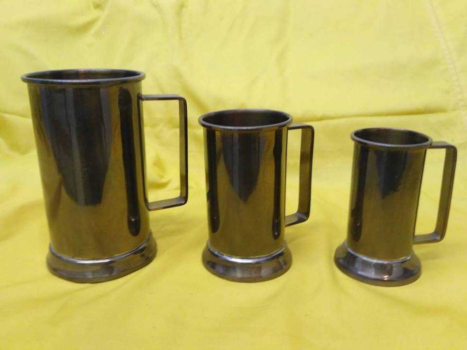Conjunto de TRÊS (3) canecas em latão
