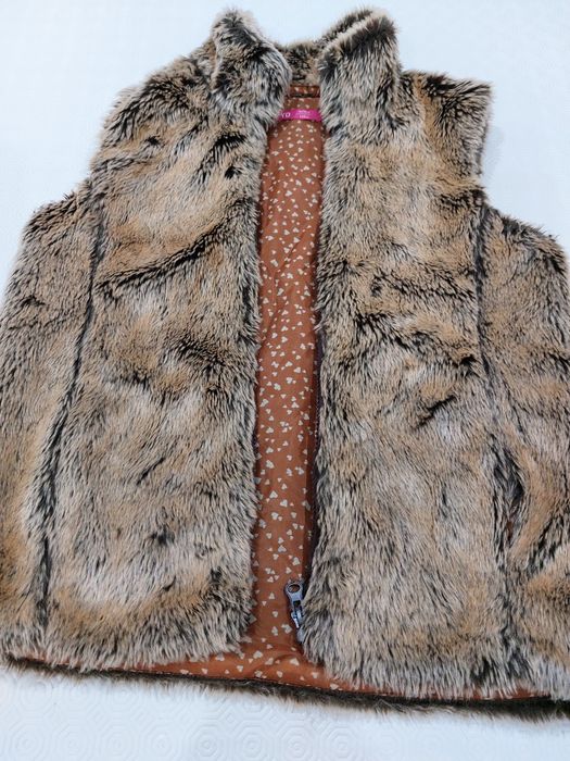 Colete em pelo menina