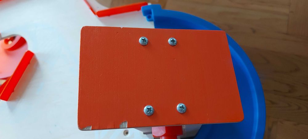 Garaż drewniany Playtive dwupoziomowy Lidl!