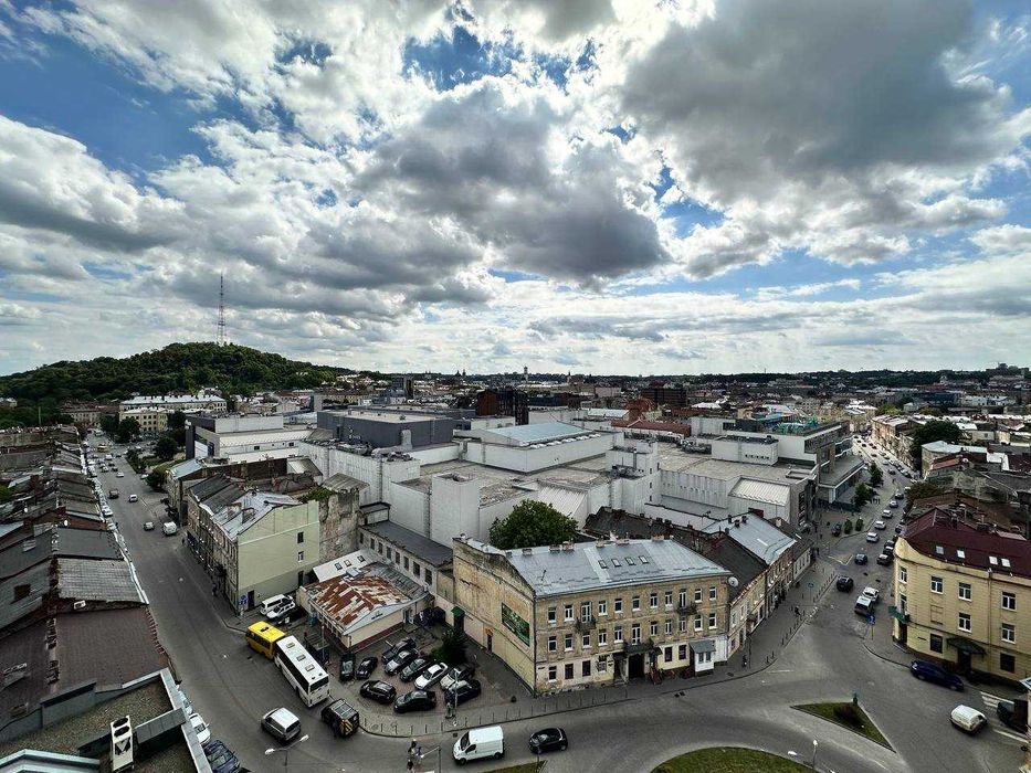 Оренда 2-кім пентхаусу 126 кв. у центрі Львова від ВЛАСНИКА