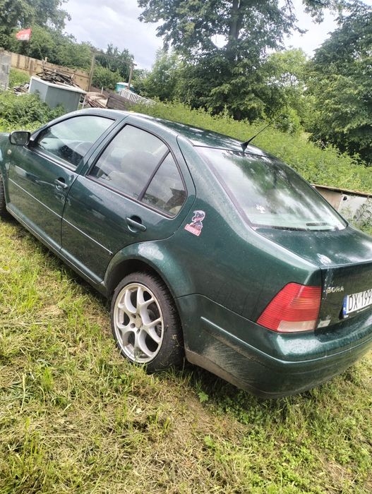 Sprzedam ( uszkodzony silnik )