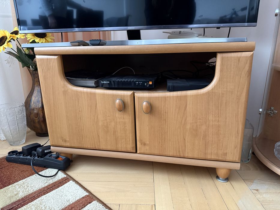 Meble drewniane caly zestw/stan dobry