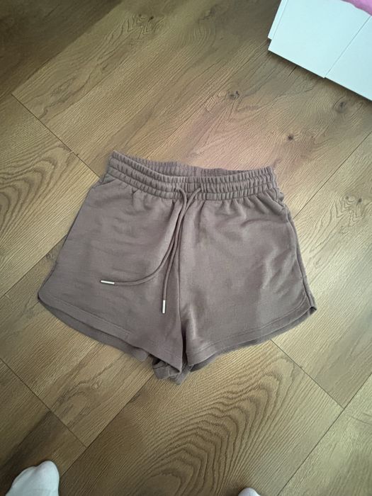 Szorty hm brązowe