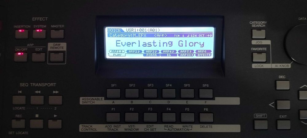 Syntezator Yamaha MOXF 6.
