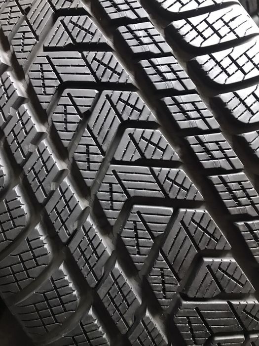 265/45/21 R21 Pirelli Scorpion Winter 4шт зима