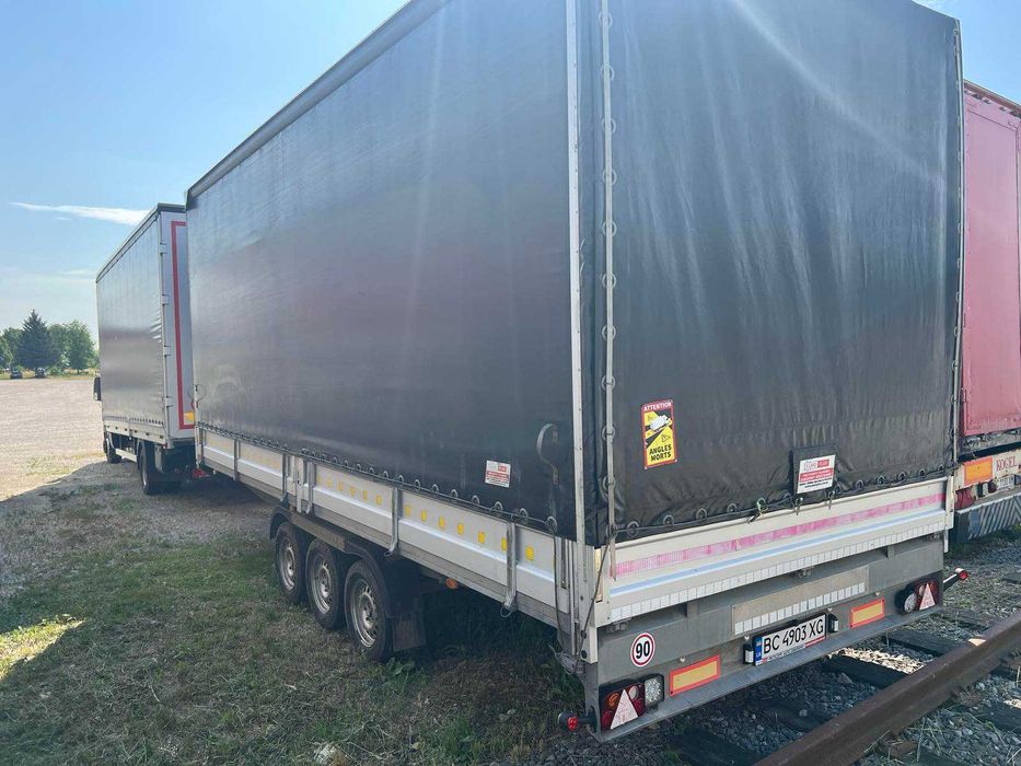 Причіп тентоватий 12 е.п. 2 ,300 вантажопідйомність