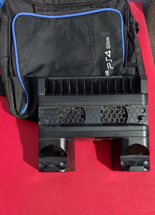 Продам ps4 slim 1tb
