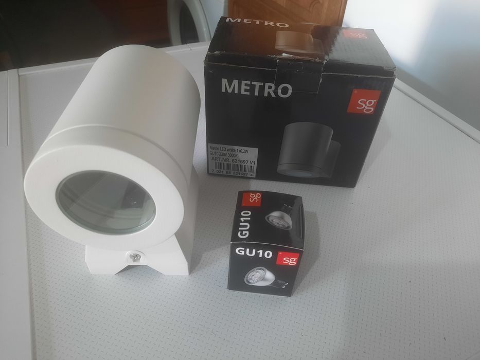 Focos led de parede, novos, de qualidade inegável