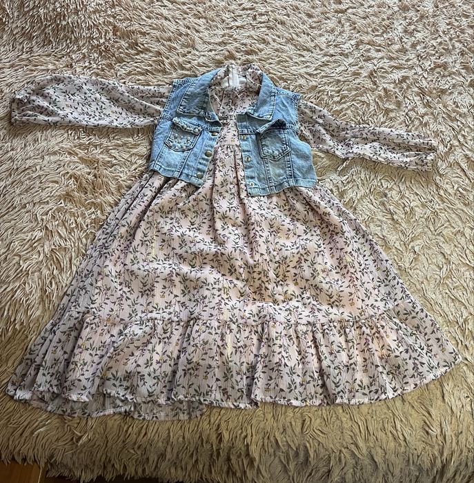 Плаття дівчаче на ріст 134