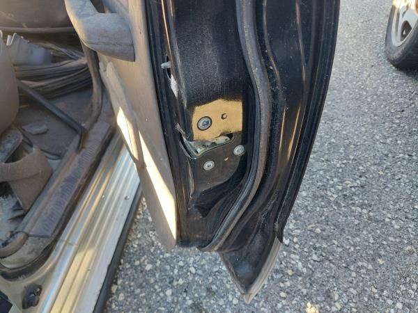 Porta trás direita NISSAN Navara Pick Up (D22)
