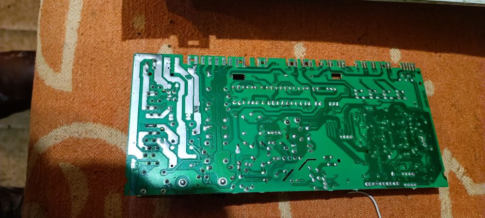 Плата управления с двигателем Indesit Witl 105