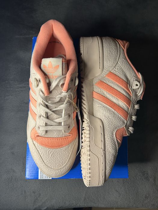 Adidas Rivalry Low TR