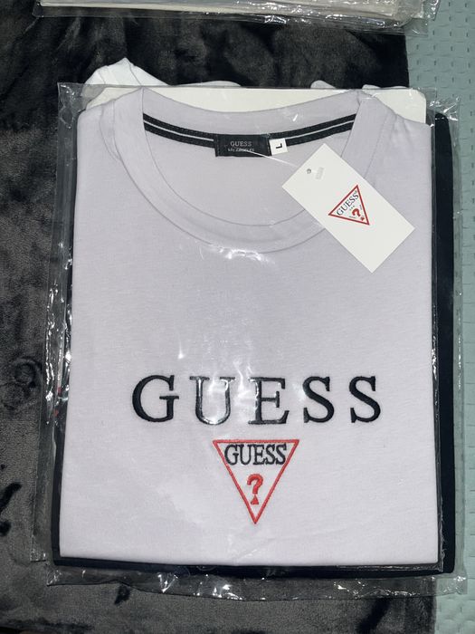 T-shirt de varias marcas 12 a partir da 3 ficam a 10€