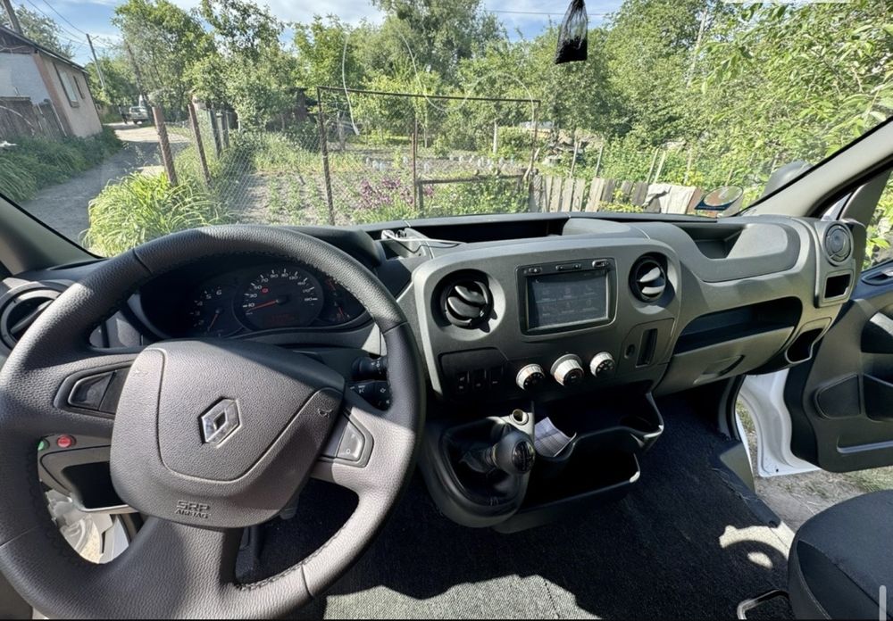 Продам  Renault Master  2019