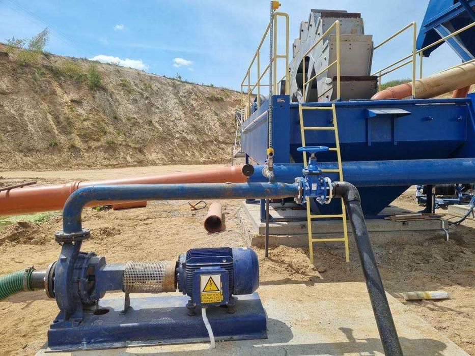 Przesiewacz na mokro Terex,3 pokładowy,kompletny, odwadniacz,taśmociąg