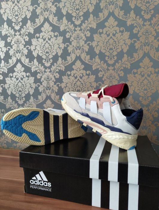 Жіночі кросівки Adidas Niteball GP