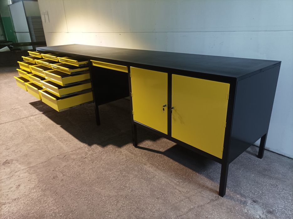 Konkretny stół warsztatowy metalowy 400cm x 80cm . 220kg