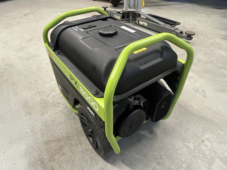 Agregat trójfazowy PRAMAC PX8000 AVR