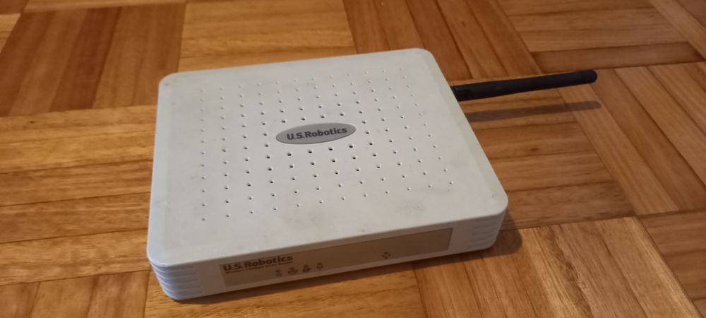 US Robotics Modem/Router434772954002892800