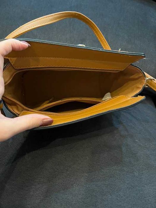 Mala amarelo mostarda